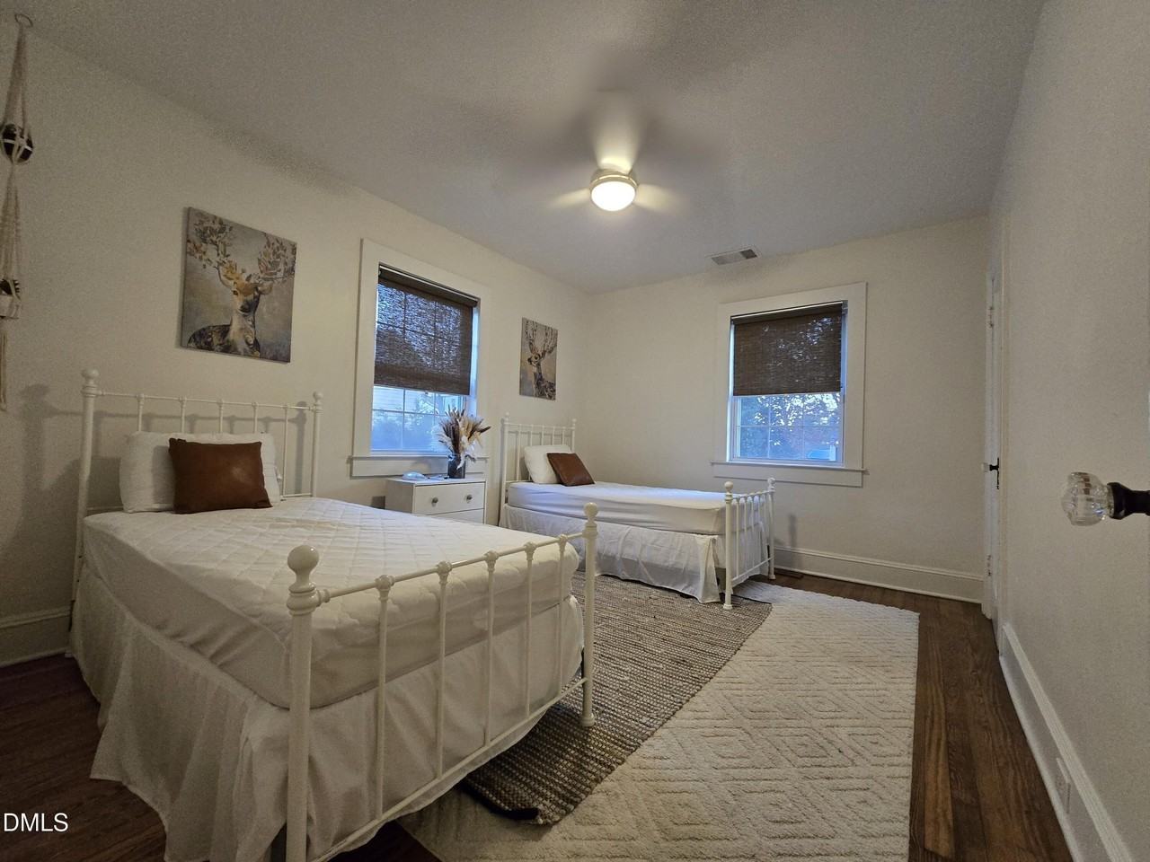 320 Wall St - Photo 7 of 8