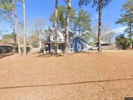featured image of 300 Chickasaw Rd #1