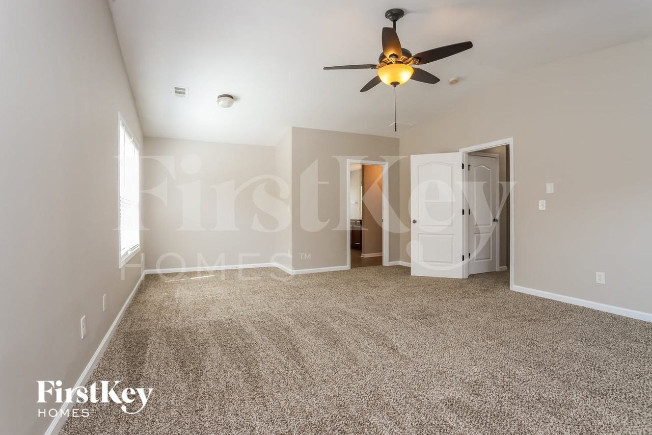 2009 Raegan Way - Photo 7 of 15
