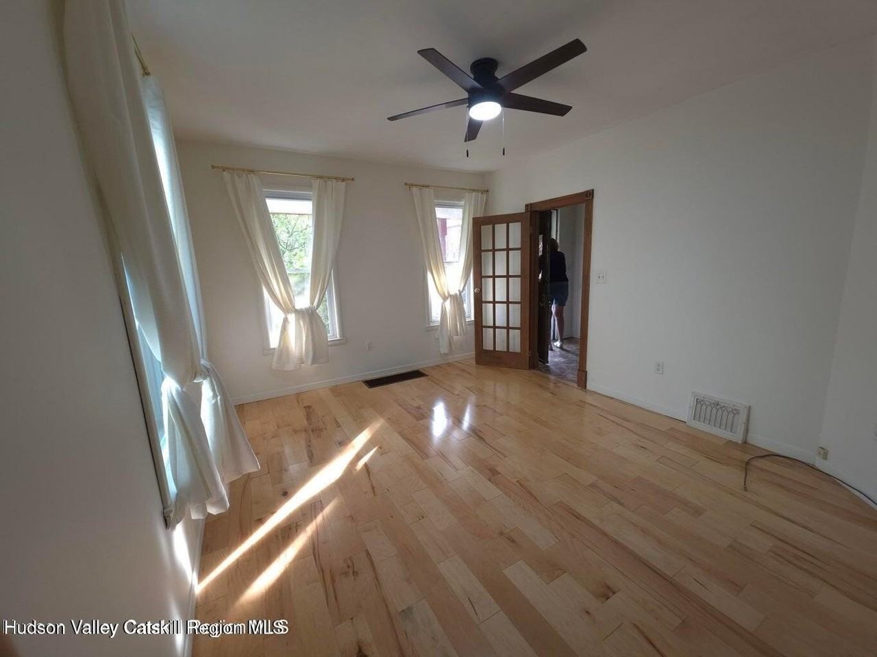 26 Lafayette Ave #26 - Photo 3 of 19