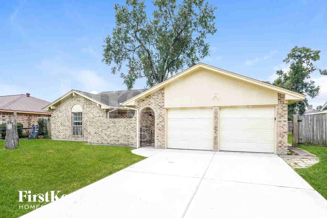 13914 Duncannon Dr - Photo 2 of 20