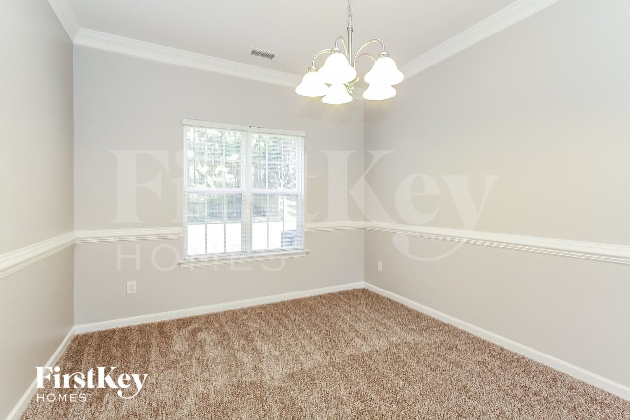 6015 Forest Pond Dr - Photo 6 of 16