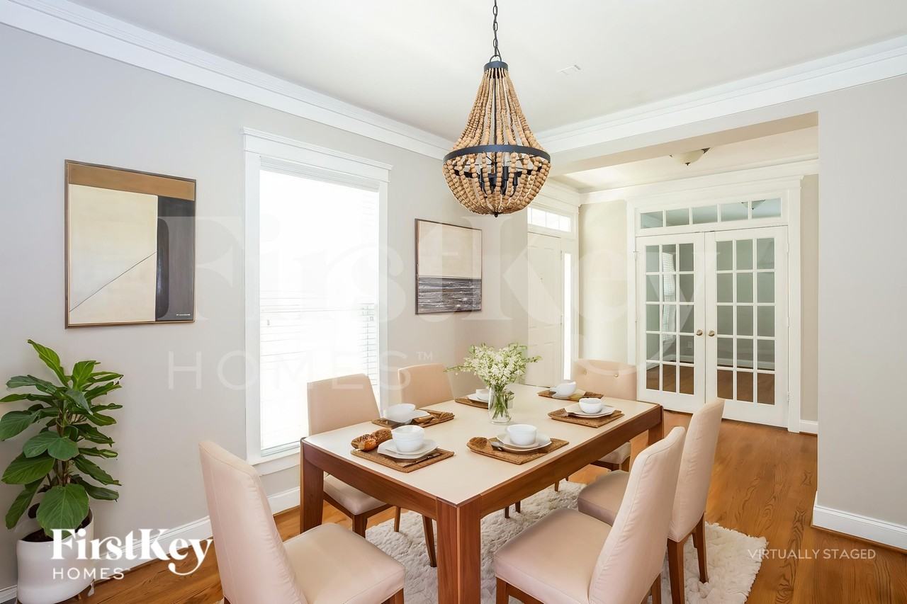 125 E Fenway Ave - Photo 7 of 19