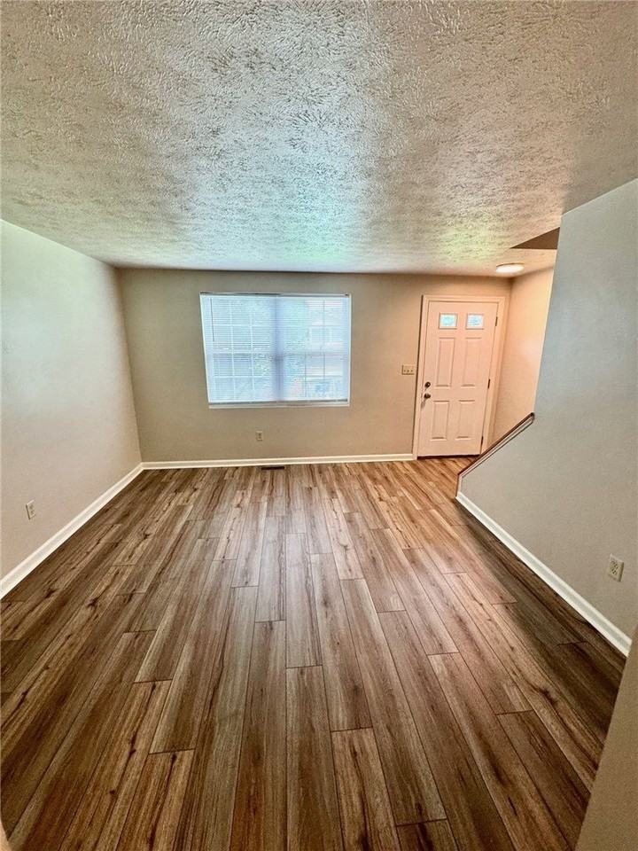 59 Arnold St - Photo 5 of 19