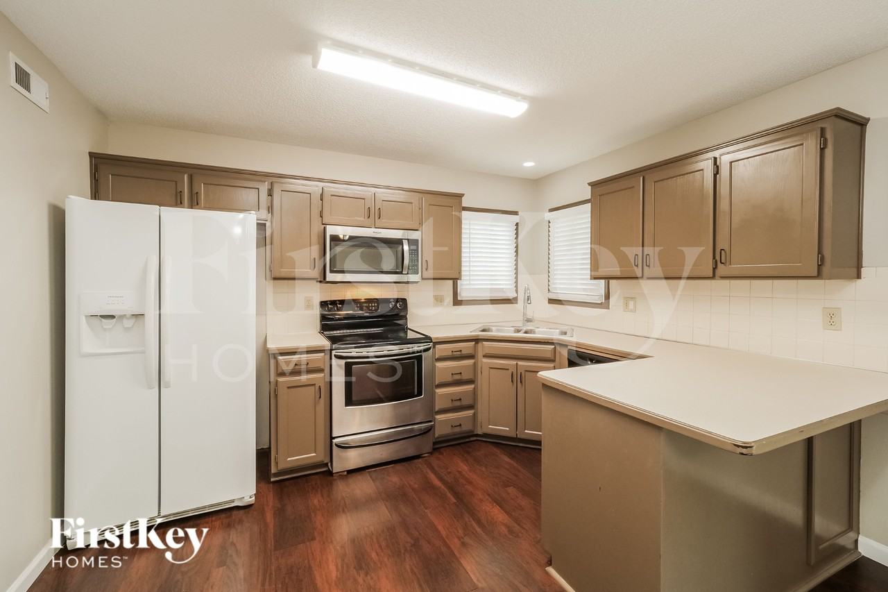 16110 Spring Valley Rd - Photo 7 of 16