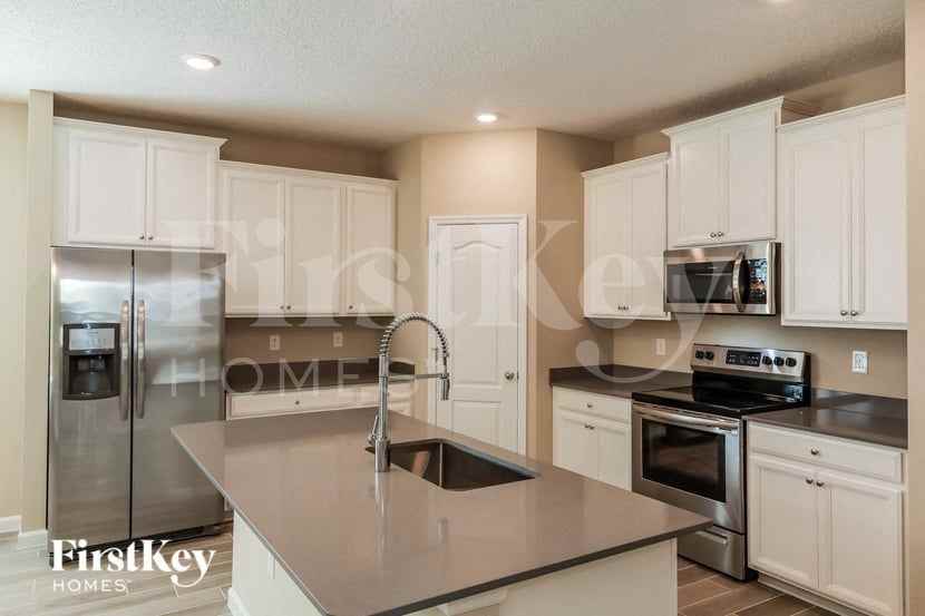 443 Stone Arbor Ln - Photo 5 of 15