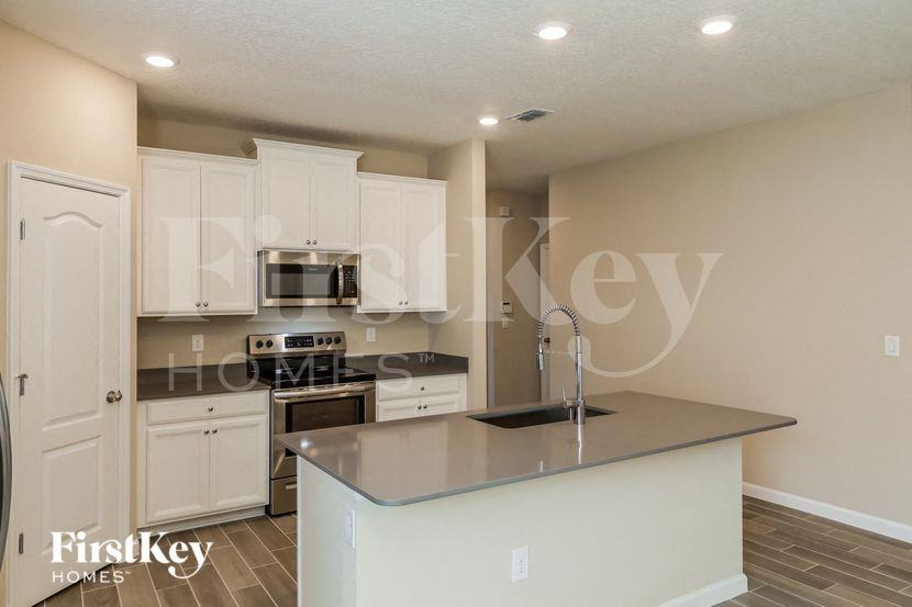 443 Stone Arbor Ln - Photo 6 of 15
