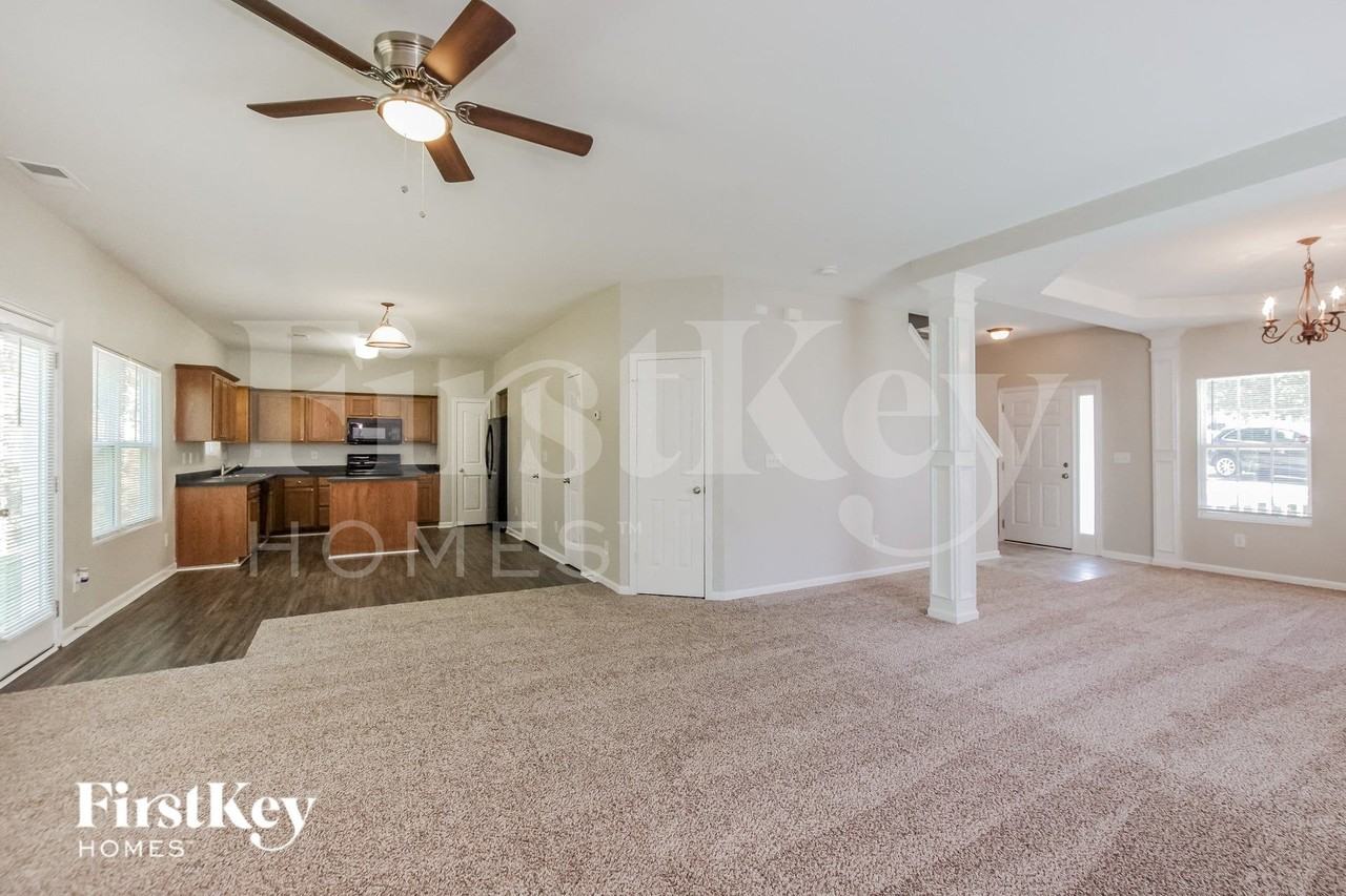 7003 Advocator Ln - Photo 4 of 15