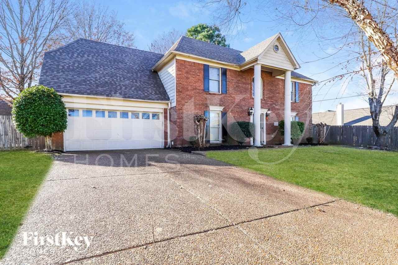 9095 Strawberry Ln - Photo 2 of 15