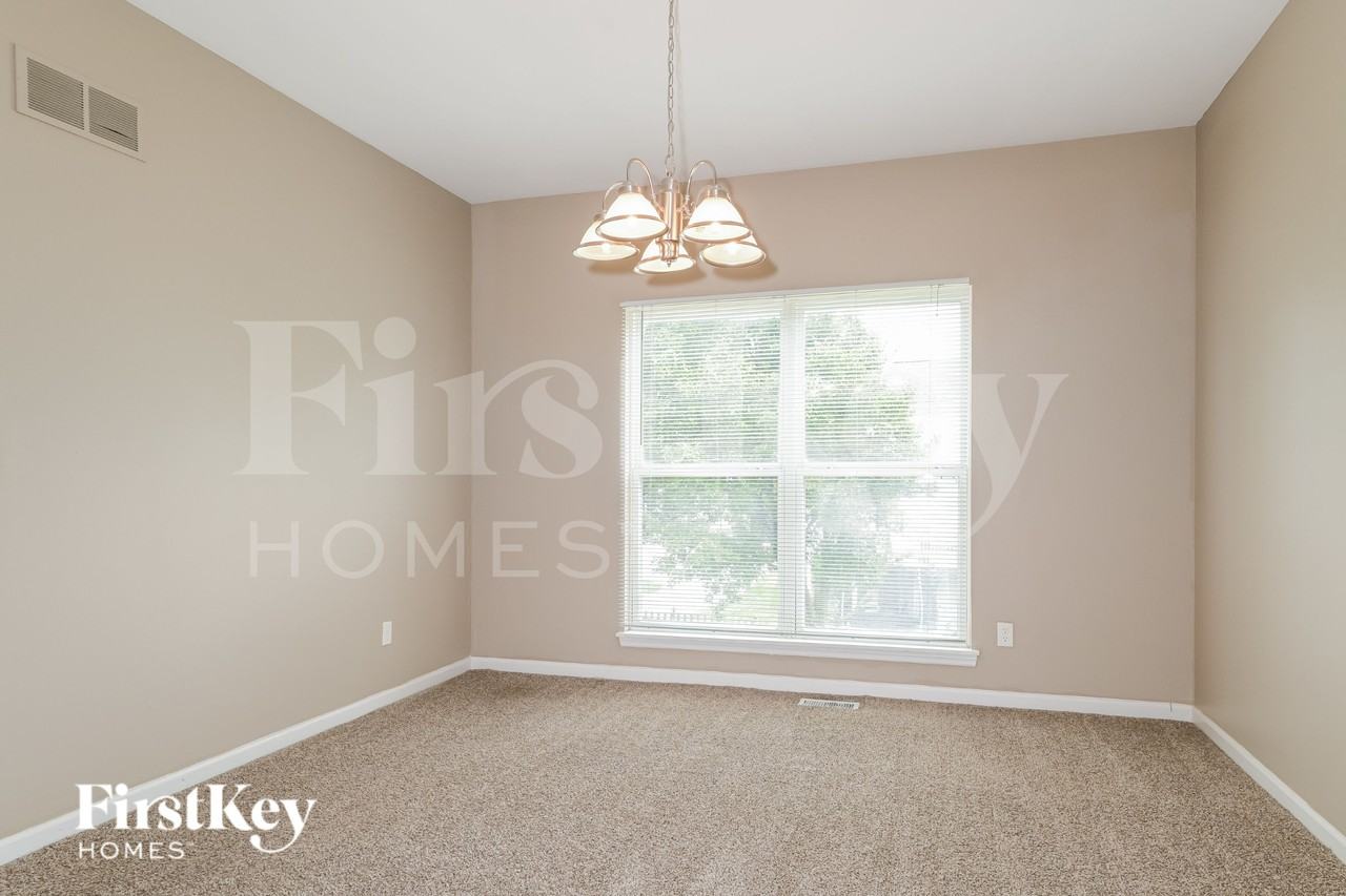 74 Huckleberry Ct - Photo 4 of 16