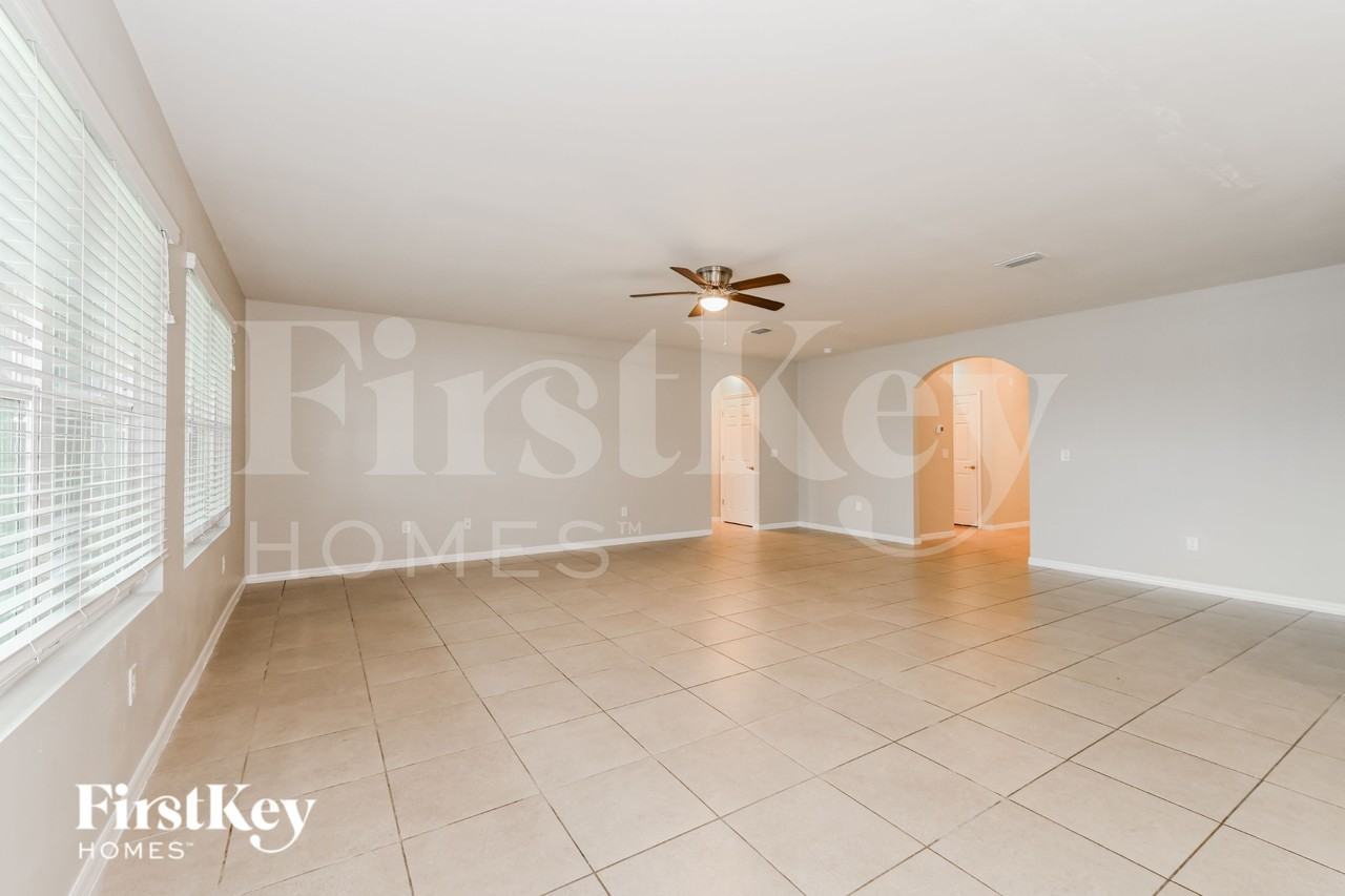 614 Sw 25th Ln - Photo 2 of 16