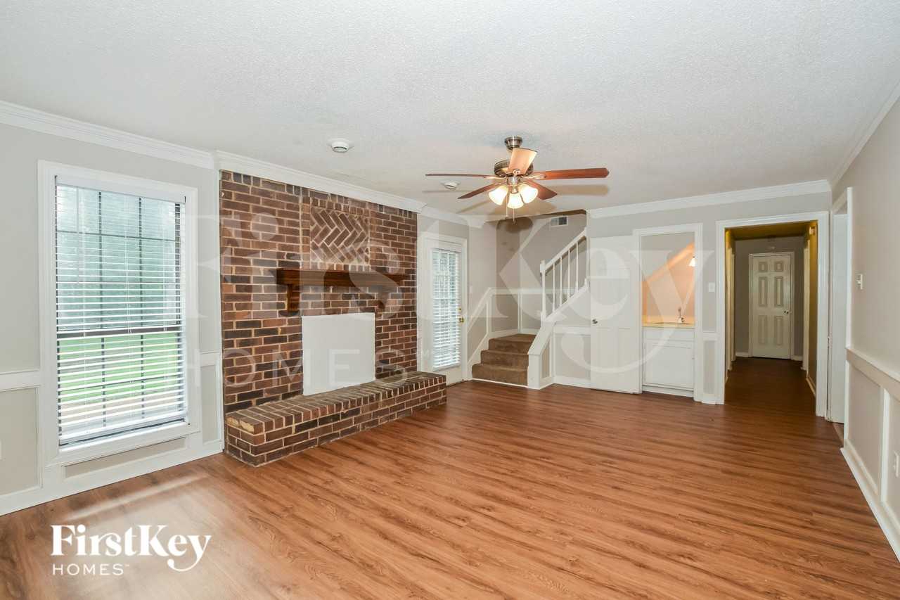 4619 Leash Ln - Photo 2 of 19
