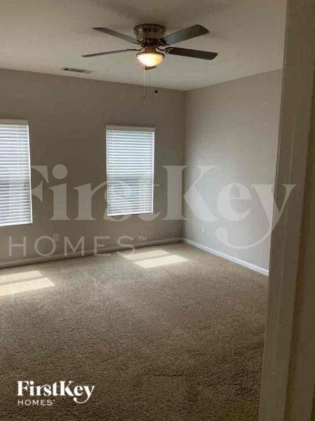 4221 Weeping Willow Dr - Photo 2 of 11