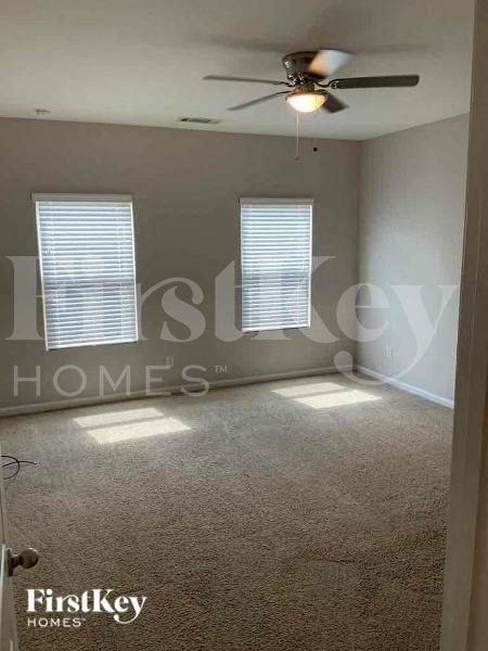 4221 Weeping Willow Dr - Photo 7 of 11