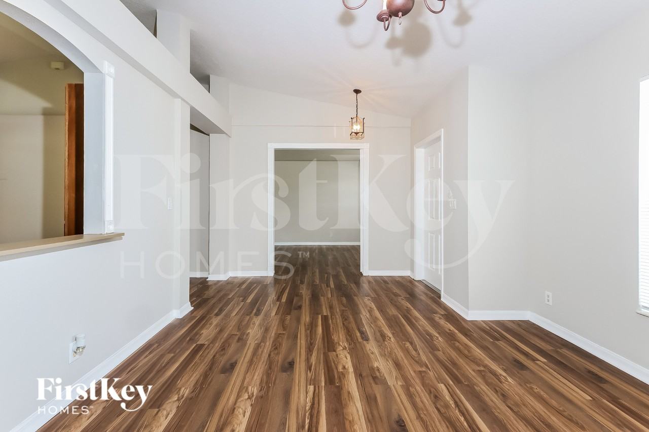 3526 Sw Rosardo St - Photo 6 of 18