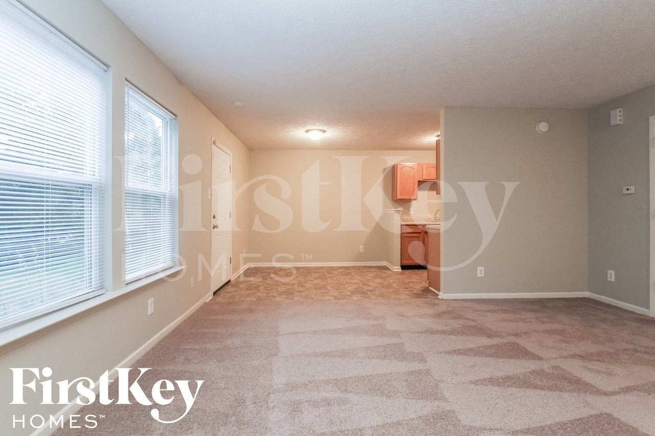 2934 Redland Ln - Photo 4 of 15