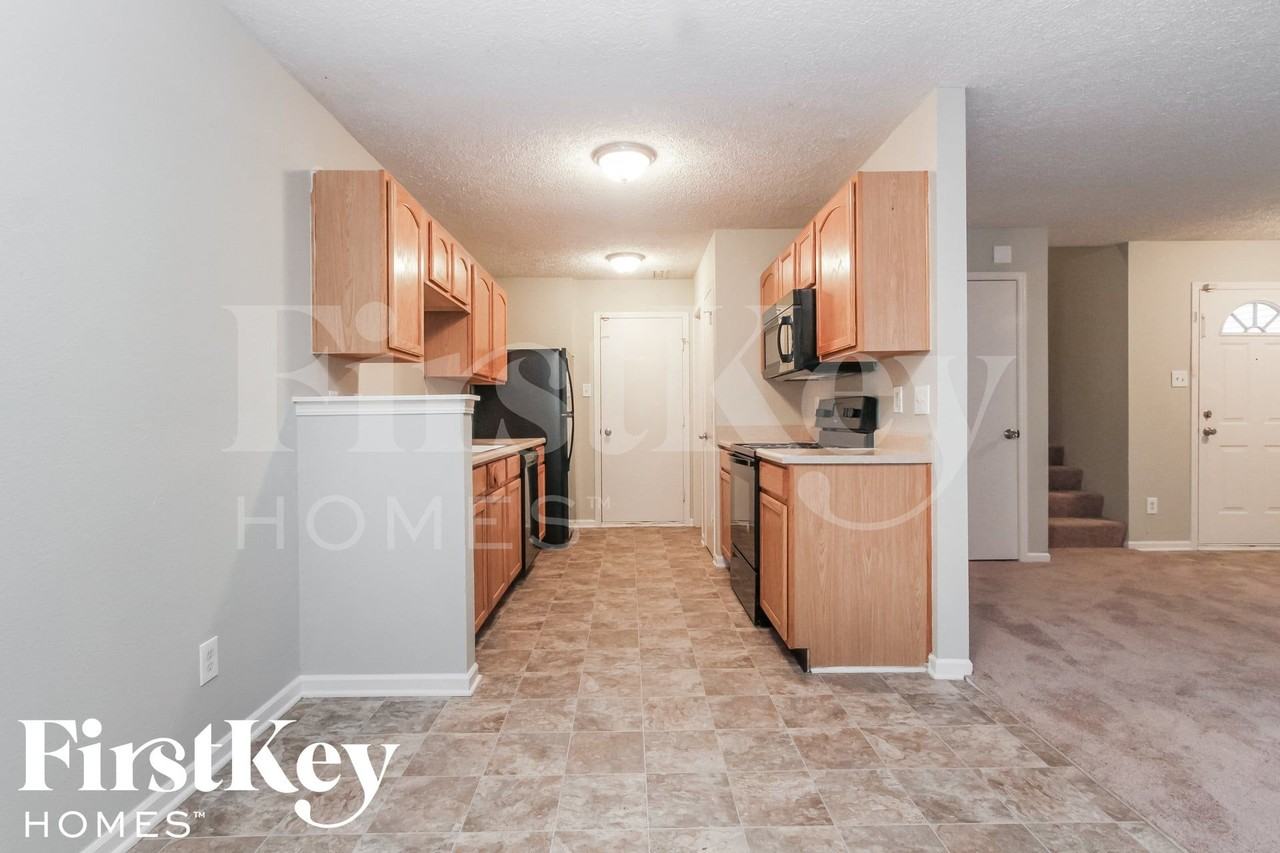 2934 Redland Ln - Photo 6 of 15