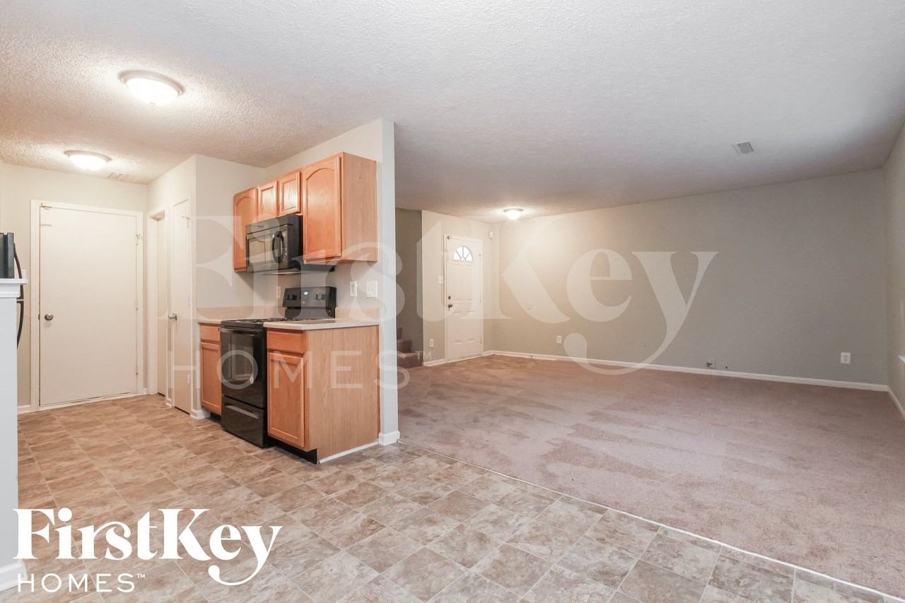 2934 Redland Ln - Photo 7 of 15