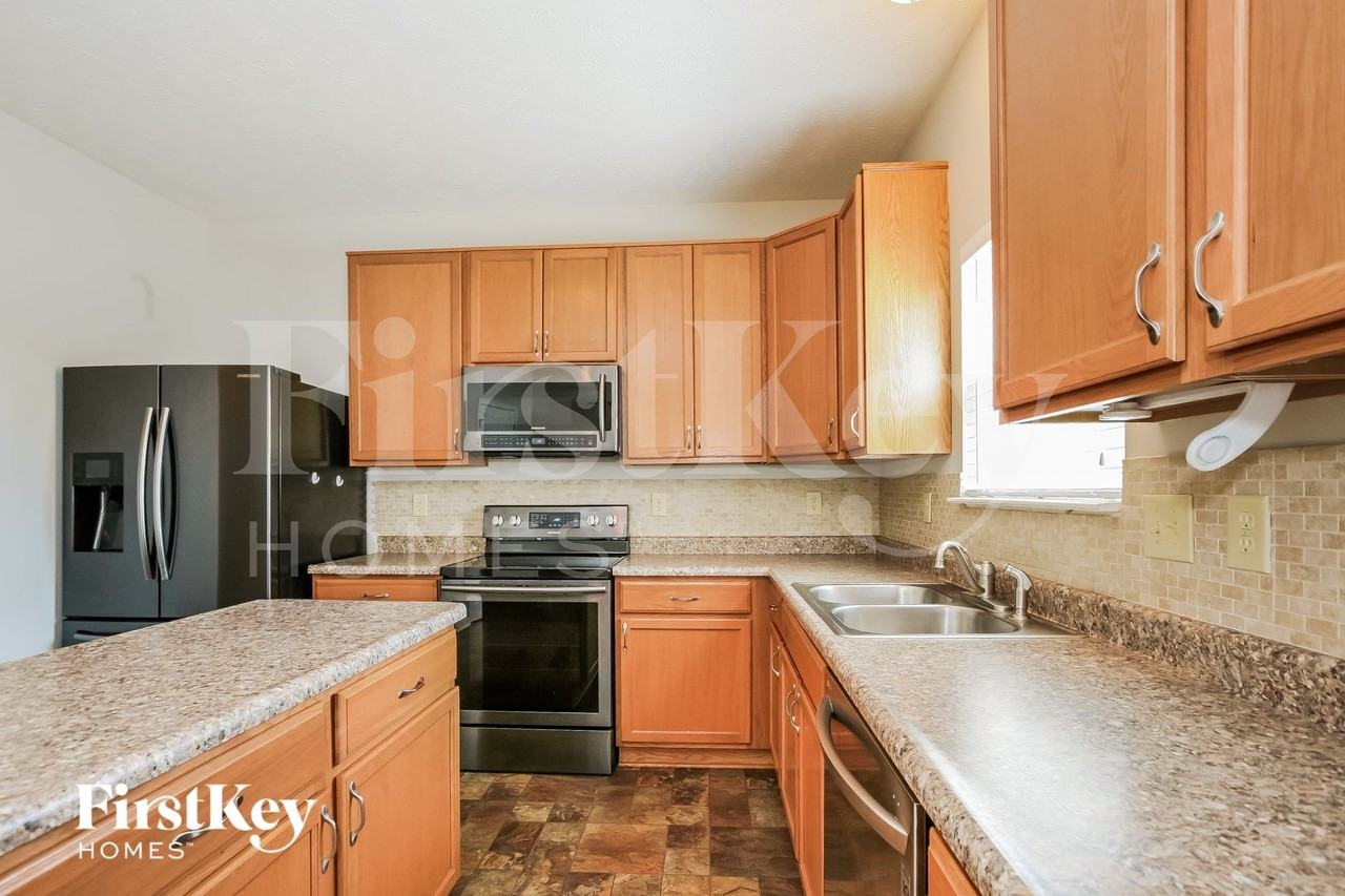17051 S Burntwood Way - Photo 6 of 15