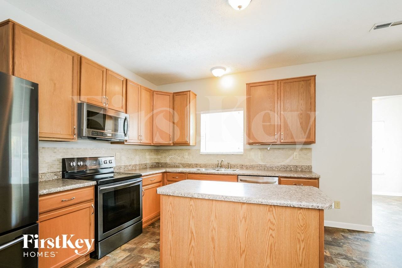 17051 S Burntwood Way - Photo 7 of 15