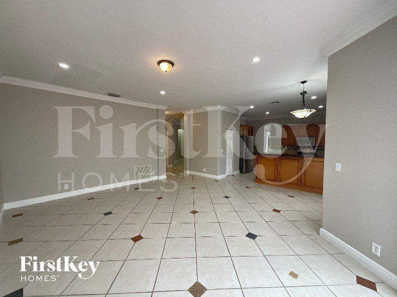 16324 Swstreet - Photo 6 of 13