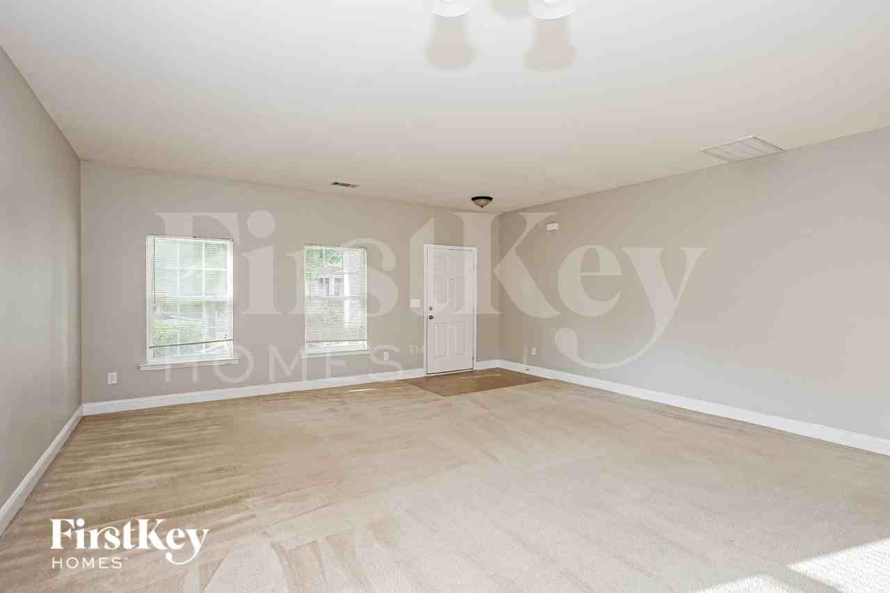 127 Colville Rd - Photo 4 of 19