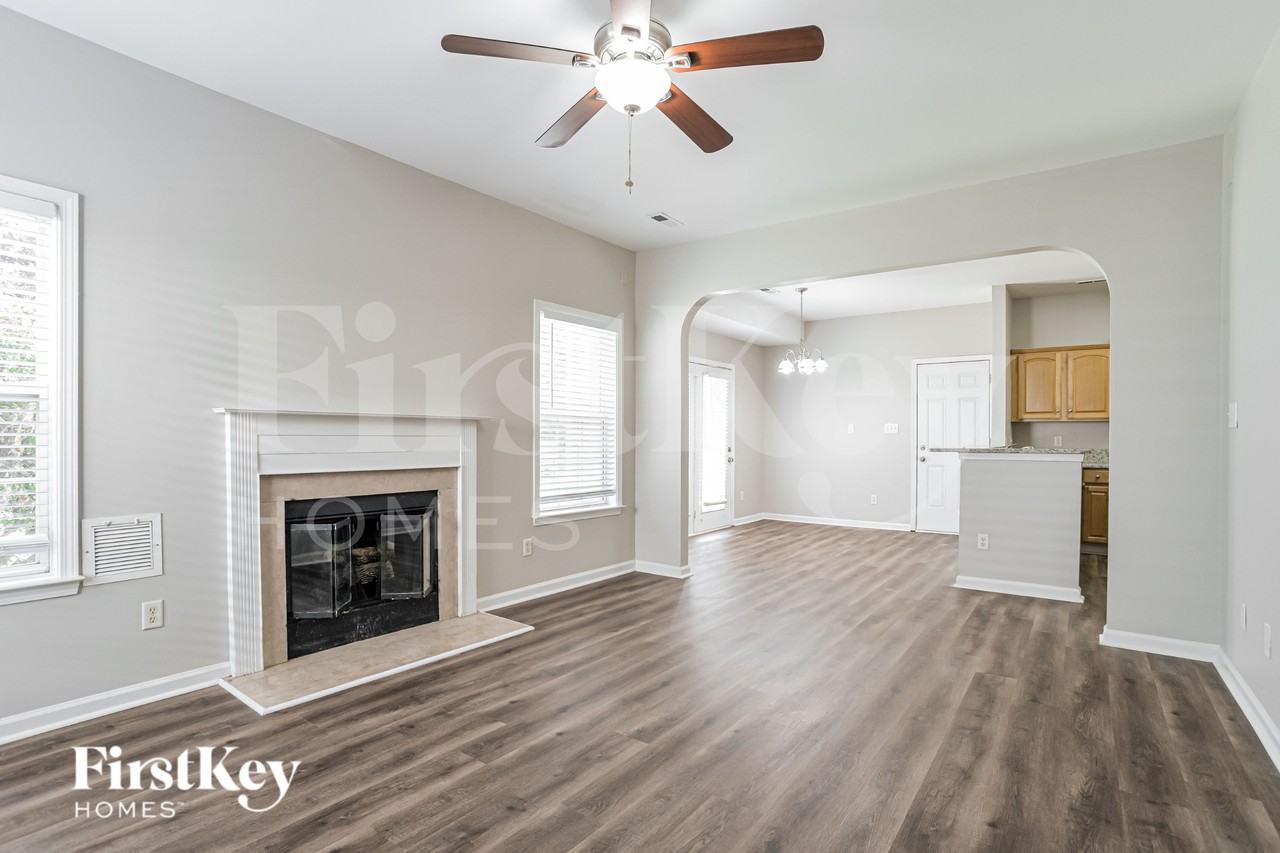11735 Hawick Valley Ln - Photo 3 of 19