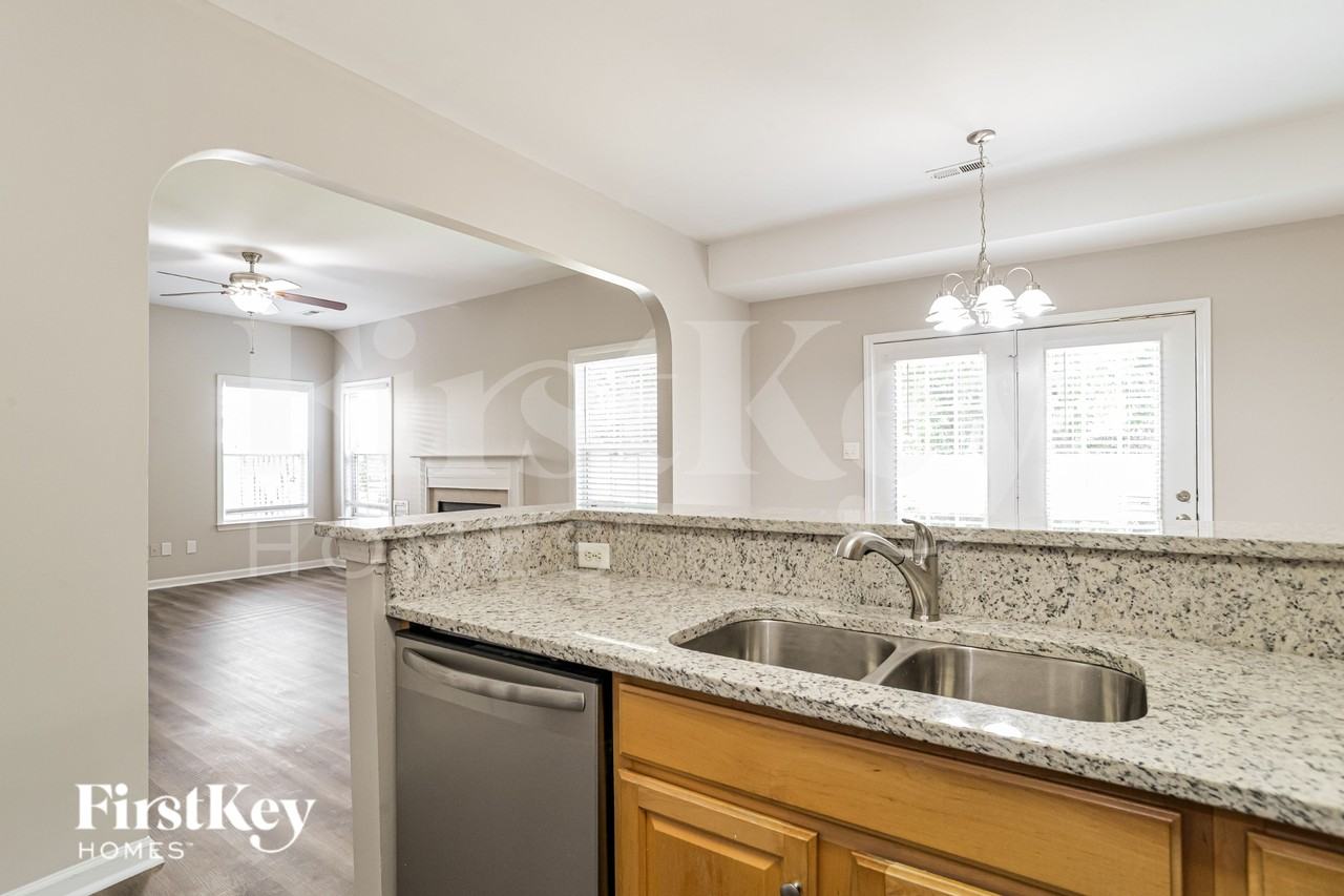 11735 Hawick Valley Ln - Photo 7 of 19
