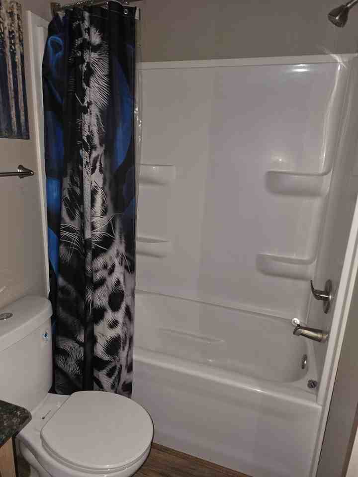 853 Spring St - Photo 5 of 11