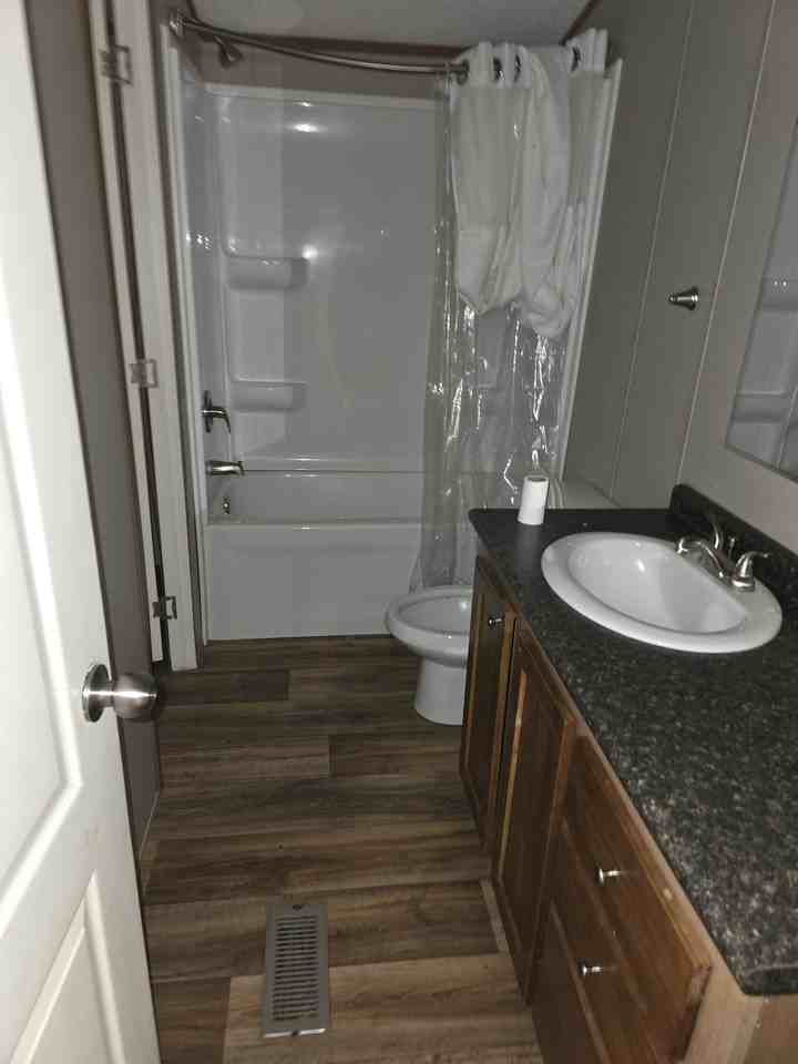 853 Spring St - Photo 6 of 11