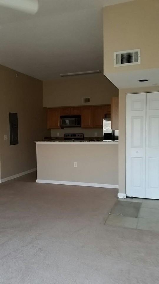 291 Sw Palm Dr #303 - Photo 5 of 15