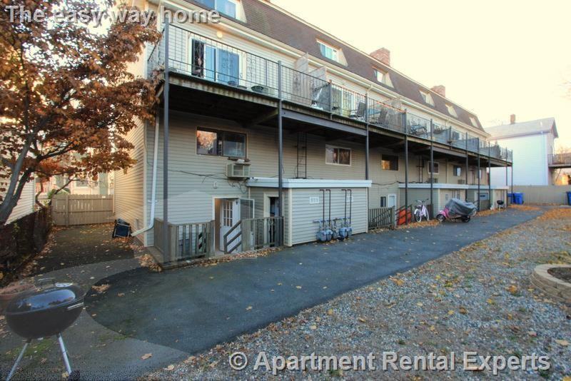 13B Suffolk St - Photo 3 of 15