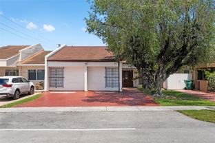 13 Sw 97th Pl - Photo 1 of 1