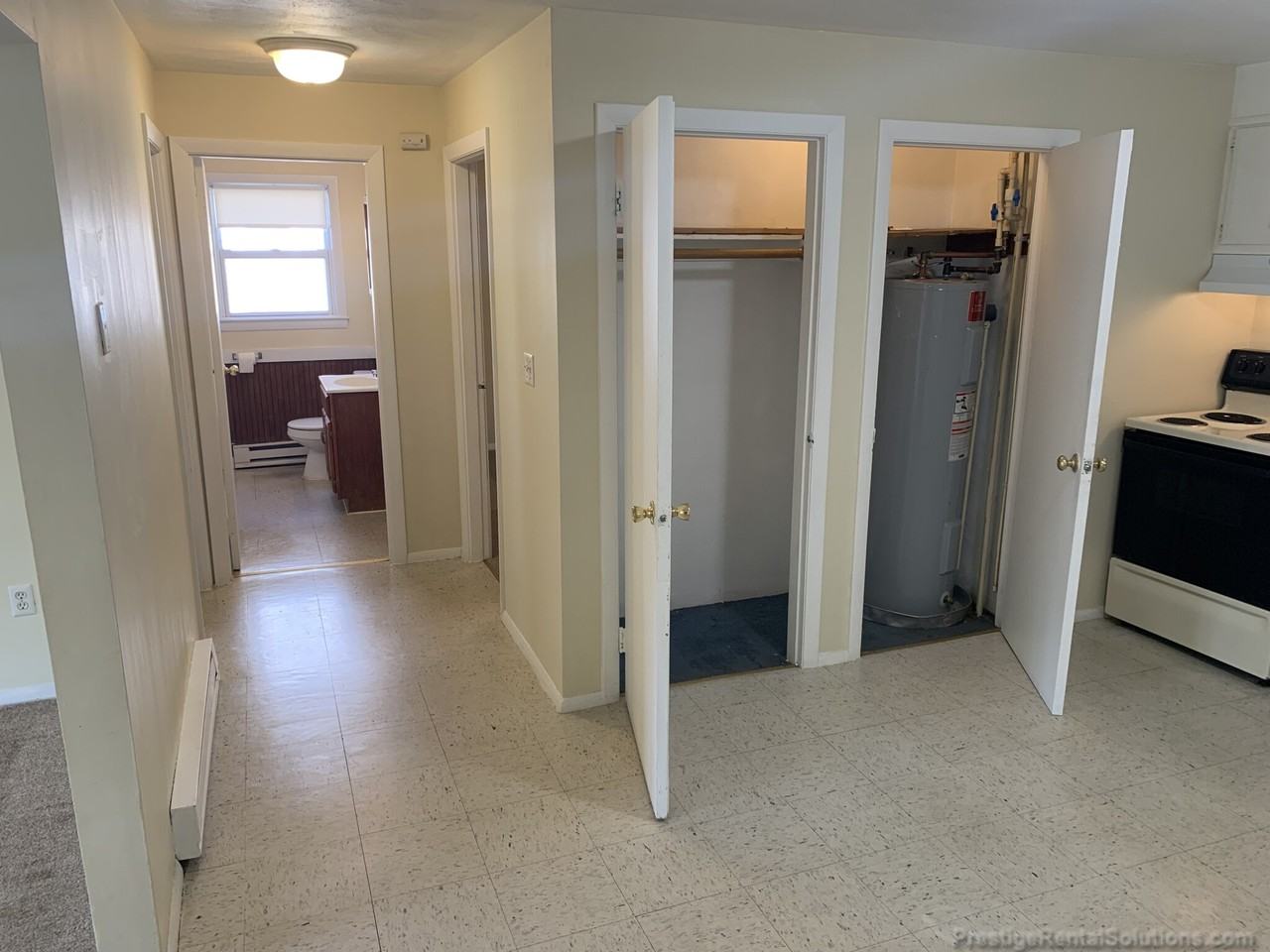 70 Lorchris St #9 - Photo 5 of 15