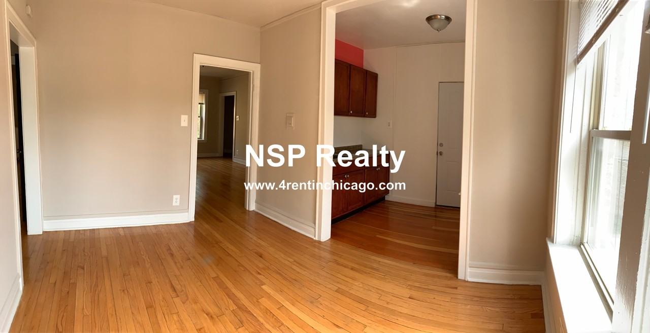 4257 W Addison St #3 - Photo 6 of 9