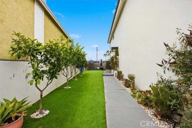 1506 Wollacott St - Photo 3 of 8
