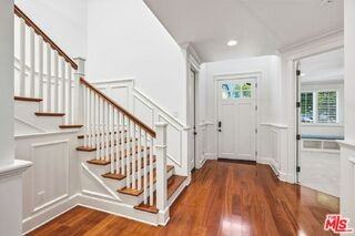 1633 Voorhees Ave - Photo 2 of 8