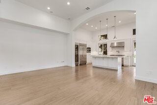 5744 Celedon Crk - Photo 4 of 8