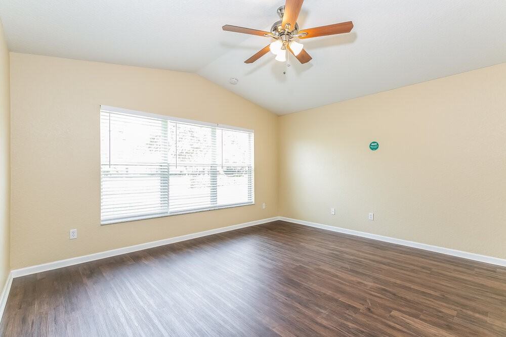 2350 Meadow Oak Cir - Photo 7 of 15