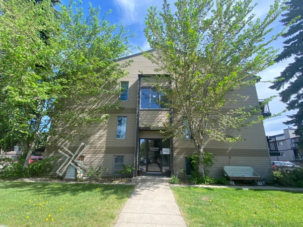 Lawson River Heights Apartments - Photo 3 of 16