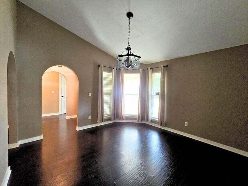 401 Evans Rd - Photo 5 of 31