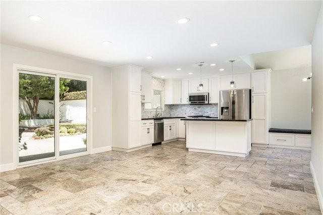7201 Slater Ave - Photo 5 of 8