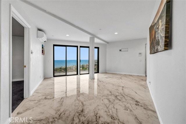 1360 Baja St #A - Photo 4 of 8