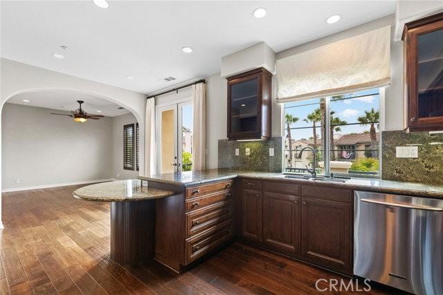 7973 Osuna Cir - Photo 4 of 8