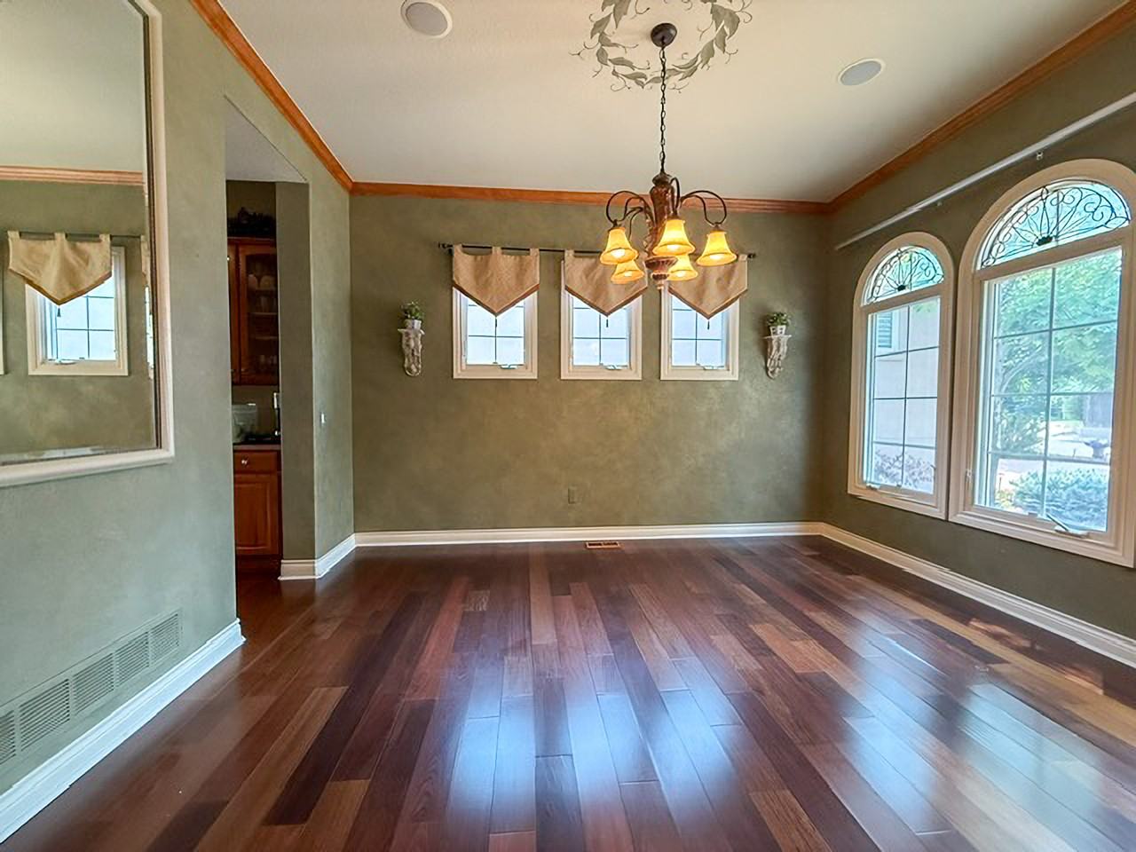 13901 E Saratoga Pl - Photo 2 of 20