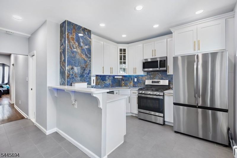 98 Bergen Ave ##1 - Photo 2 of 12