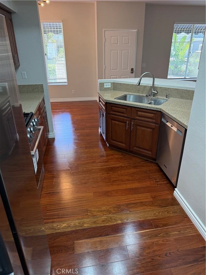 38 Breakers Ln - Photo 5 of 19