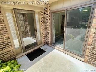 1816 Burning Bush Ct - Photo 3 of 38