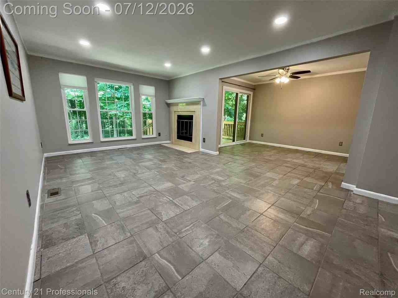 1816 Burning Bush Ct - Photo 7 of 38