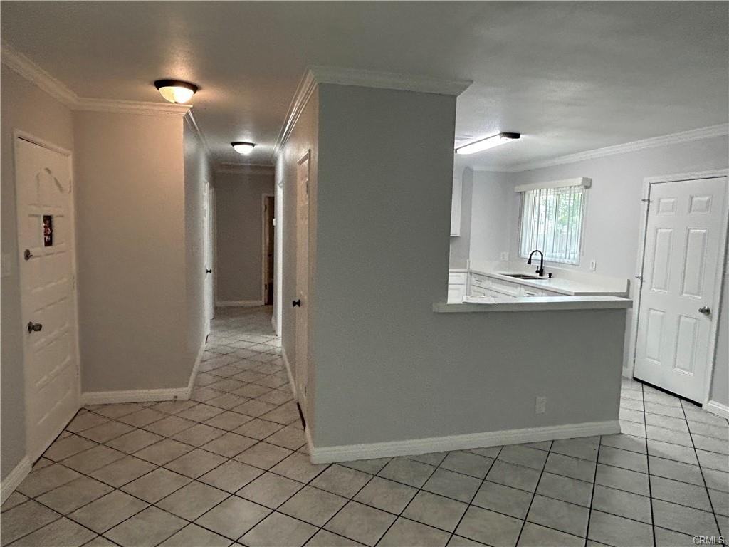 390 E Carter St - Photo 5 of 18